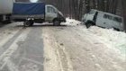 На ахунской дороге столкнулись две машины