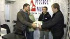 «Русское радио» раздает подарки за улыбки