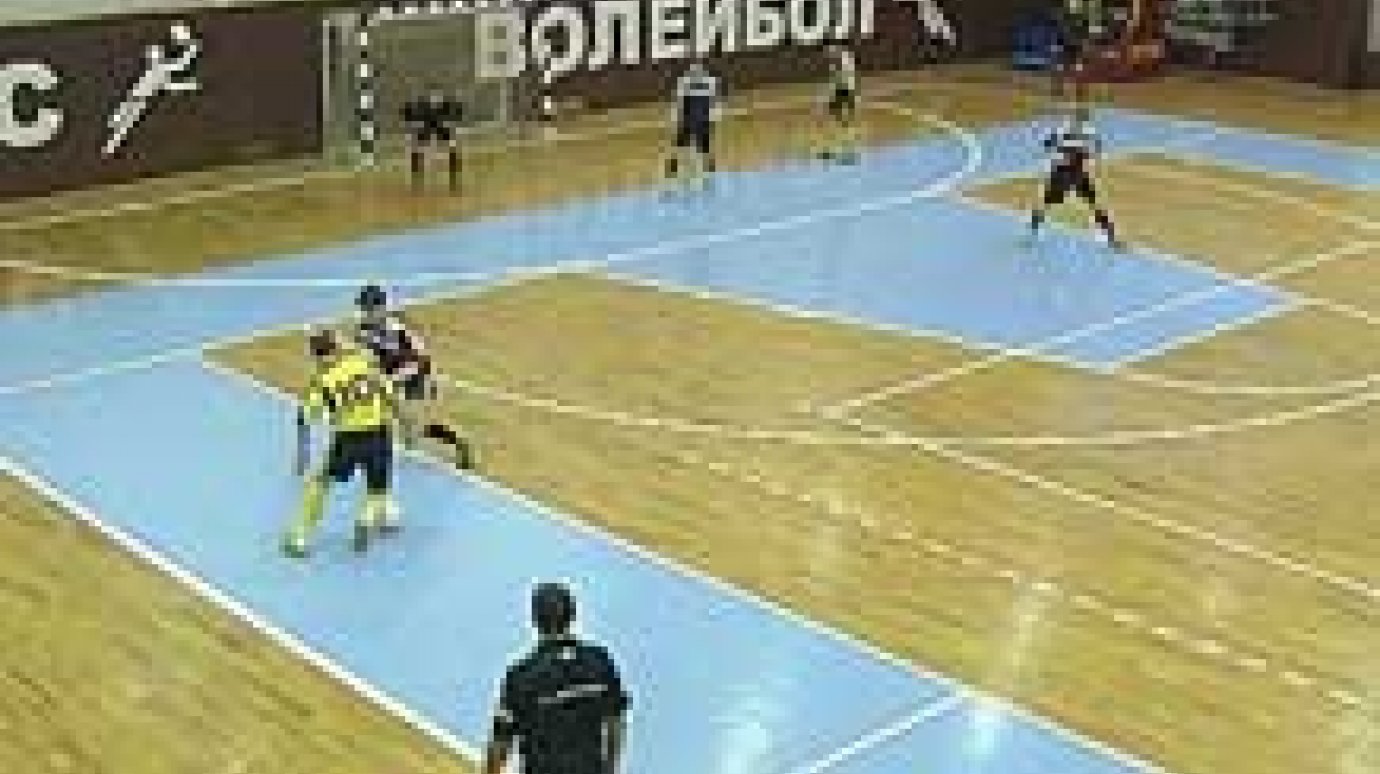 Лучшие мини-футболисты делят Кубок области