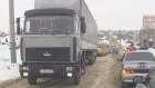 Забуксовавший грузовик отрезал Терновку от города