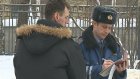 Инспекторы ГИБДД штрафуют нарушивших правила пешеходов