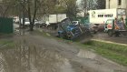 На улице Каракозова трактор МТЗ-82 провалился в глубокую яму