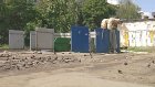 Ленивые пензенцы с ул. Ворошилова мусорят у контейнерной площадки