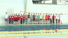 Более 200 пловцов вступили в борьбу за награды кубка области