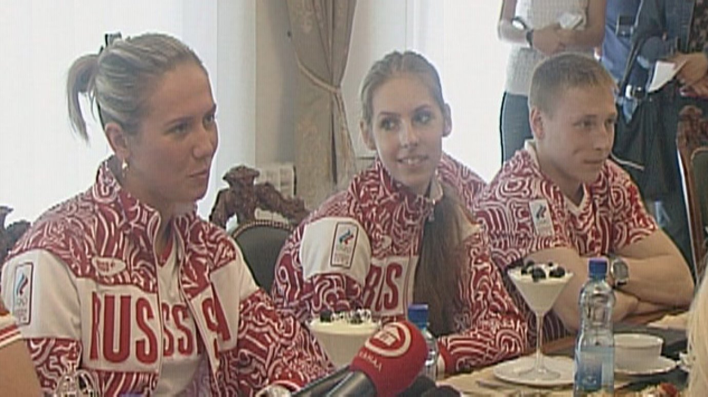 Пензенским олимпийцам вручили денежные премии