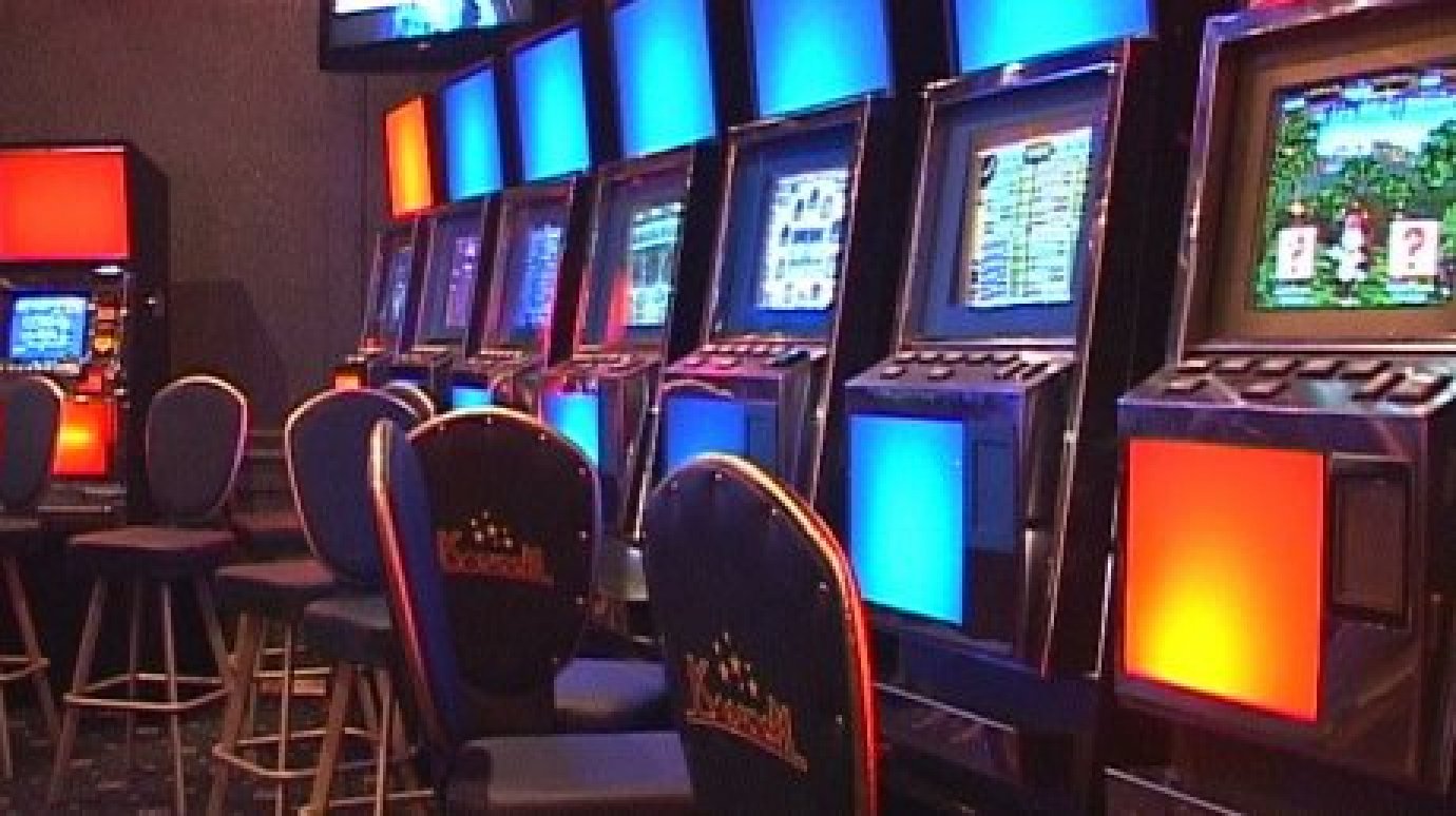 Кузнечанка заработала на нелегальных азартных играх 8 млн рублей