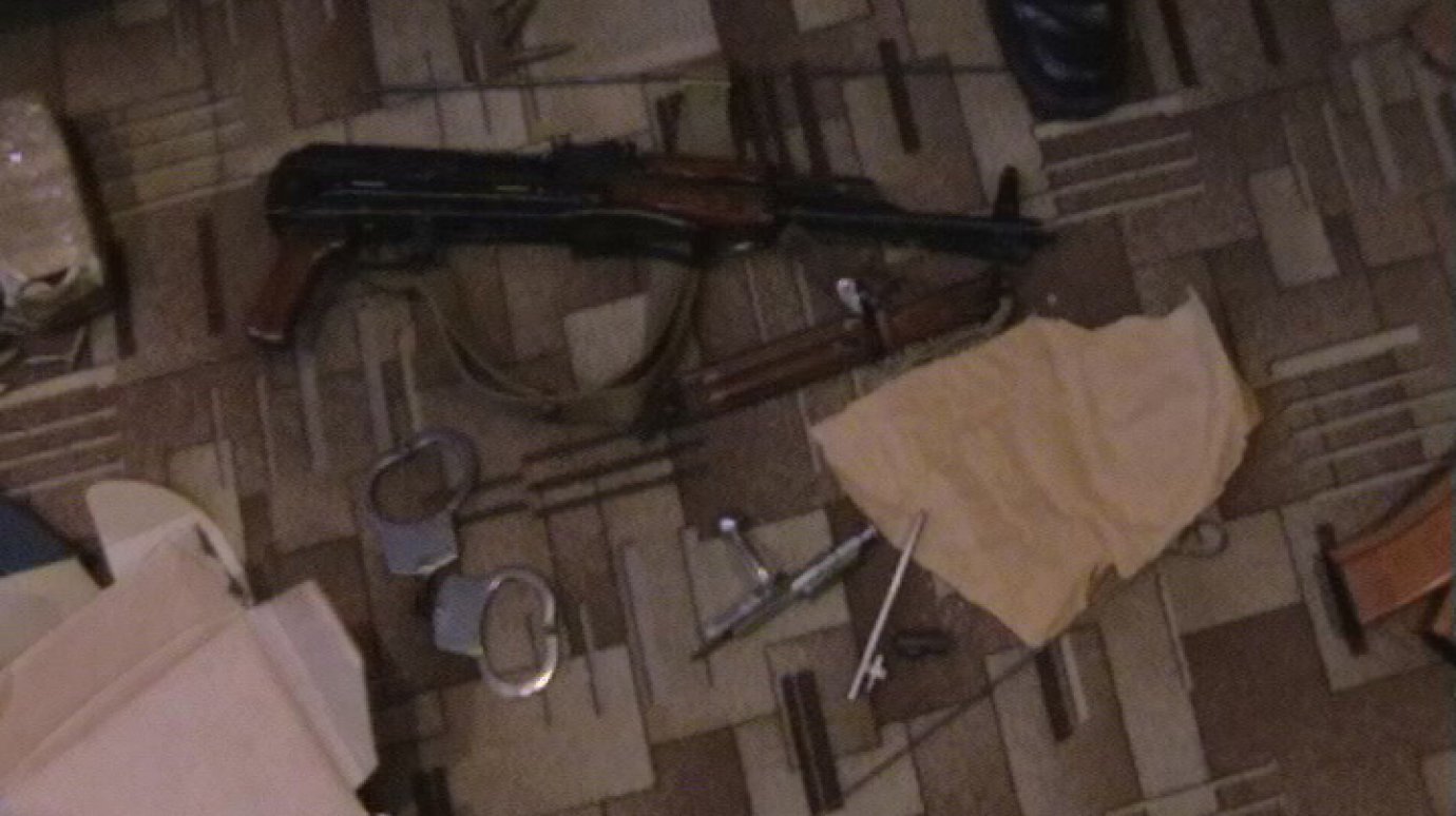 Пензенца осудили на полтора года за сбыт комплектующих оружия