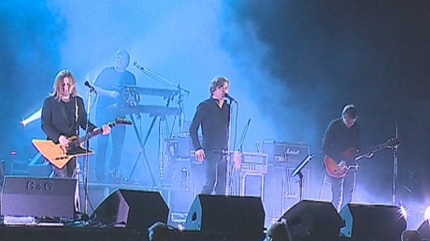 В «Дизель-Арене» выступила рок-группа «Би-2»