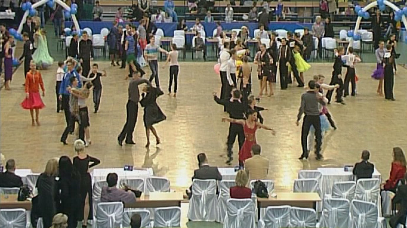 В ДС «Олимпийский» стартовал турнир по спортивным танцам