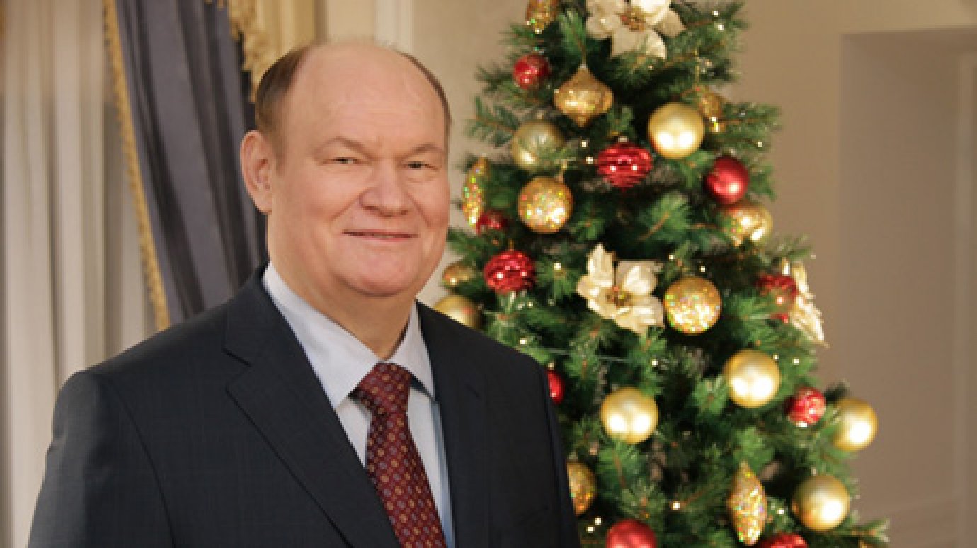 Бочкарев поздравил пензенцев с наступающим Новым годом