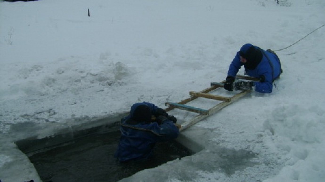 Пензенских школьников учат правилам поведения на льду