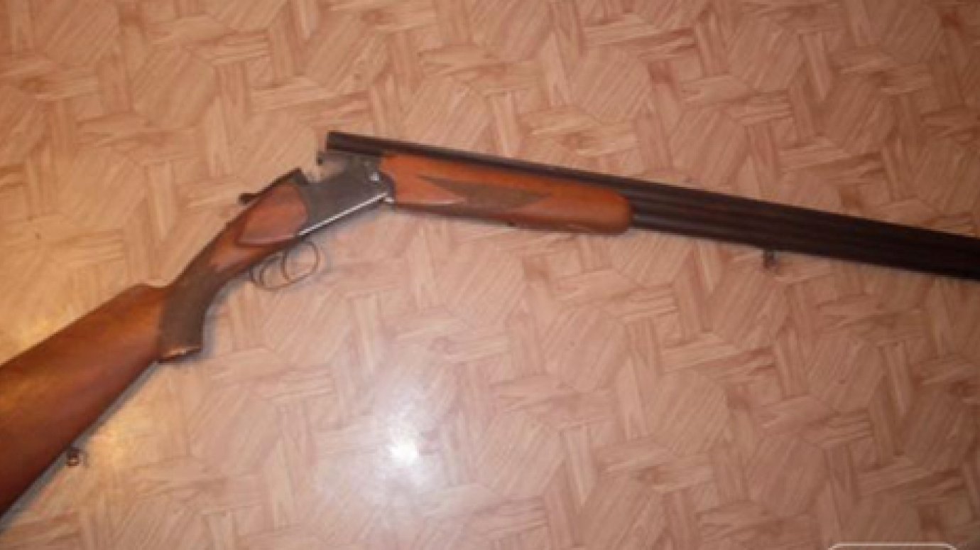 Житель Кузнецка задержан при попытке торговли оружием