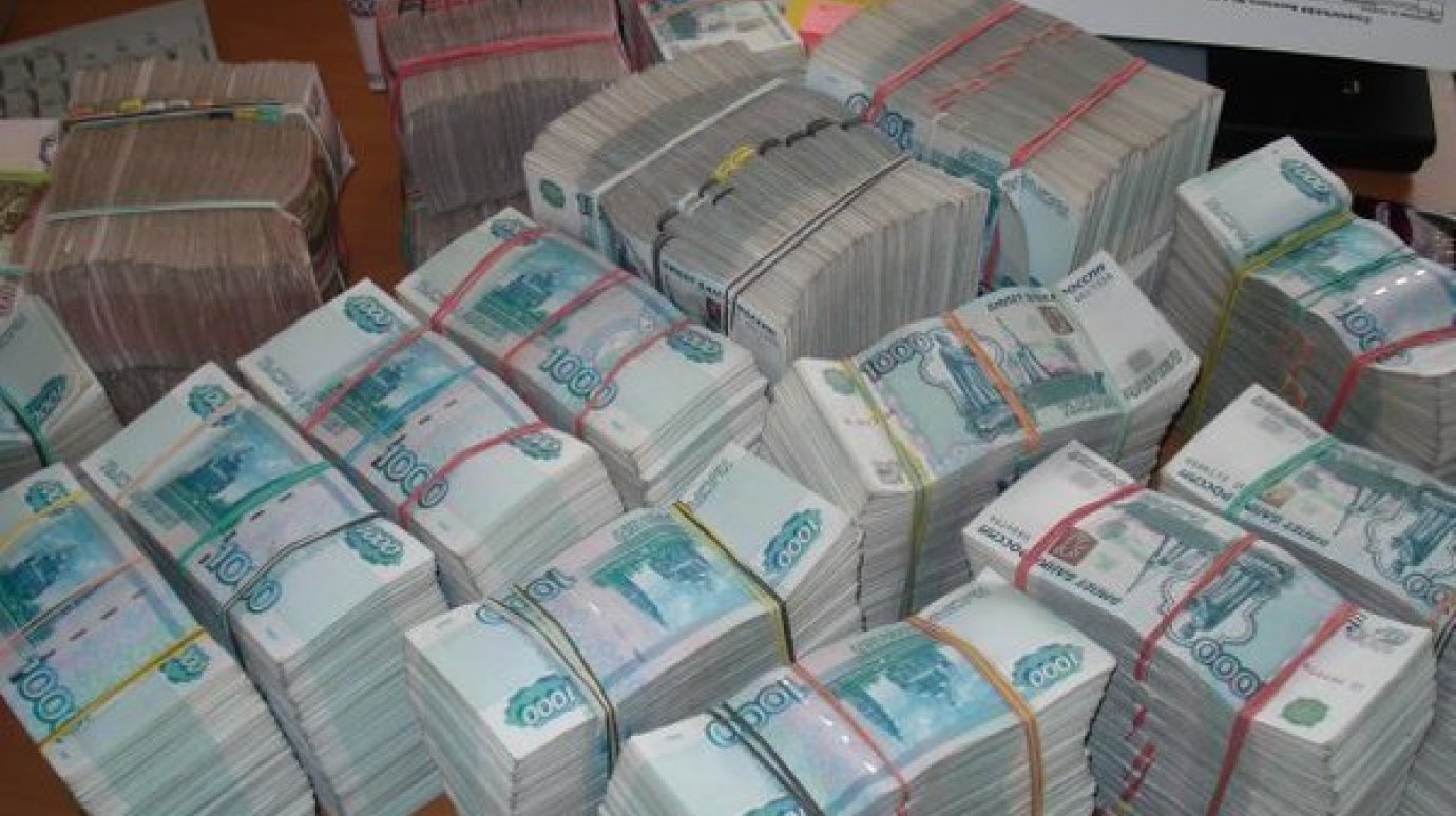 В Пензенской области супруги незаконно обналичили более 800 млн рублей
