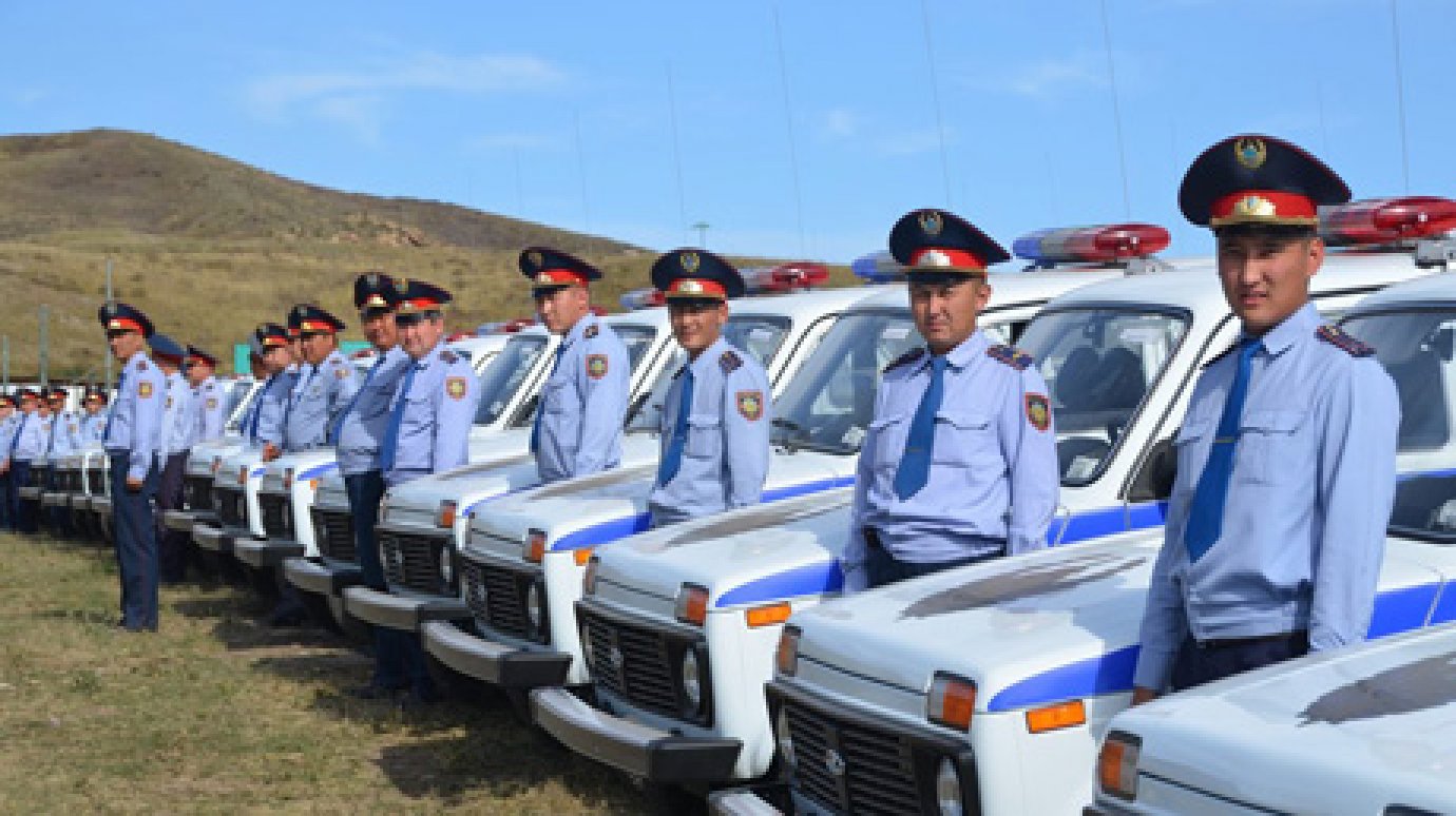 В Казахстане при наборе в полицию будут проверять поведение в соцсетях