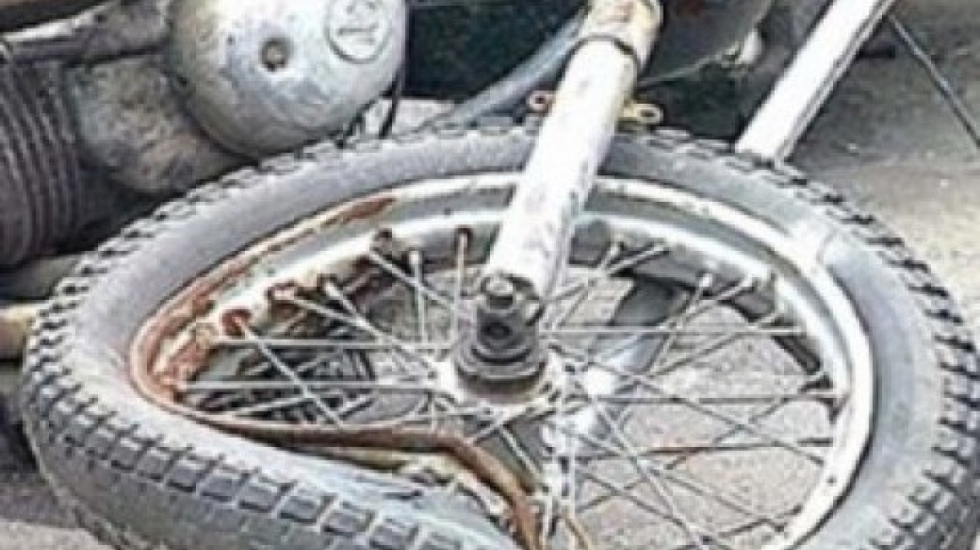 В Никольском районе 15-летний мотоциклист сбил пенсионерку