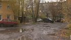 Пешеходная тропинка на проезде Богданова исчезла под слоем грязи