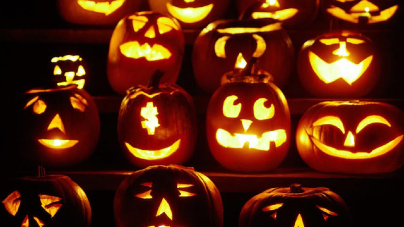 31 октября отмечаем День сурдопереводчика и Хеллоуин