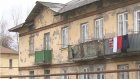 Жители ветхого дома на Набережной Суры вынуждены платить за ремонт