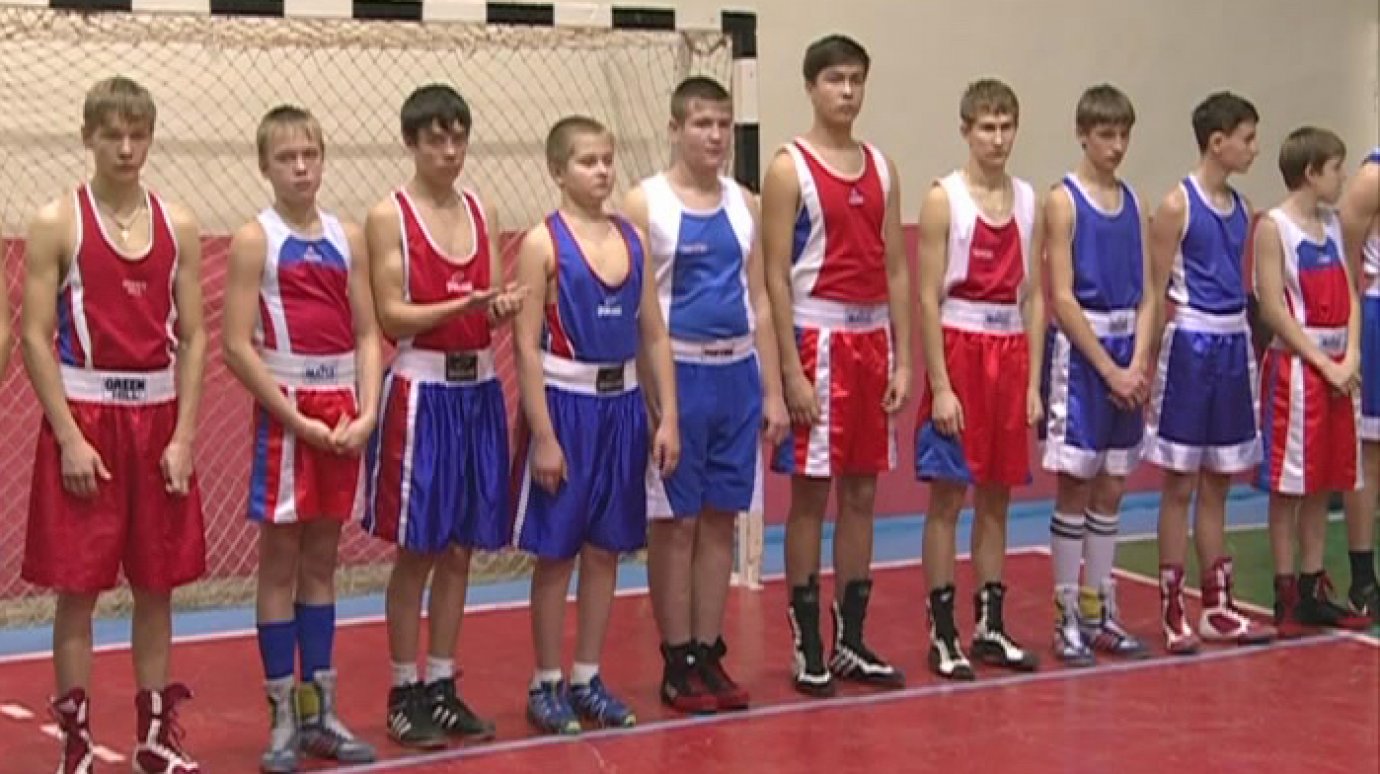 В спорткомплексе «Рубин» стартовало первенство города по боксу