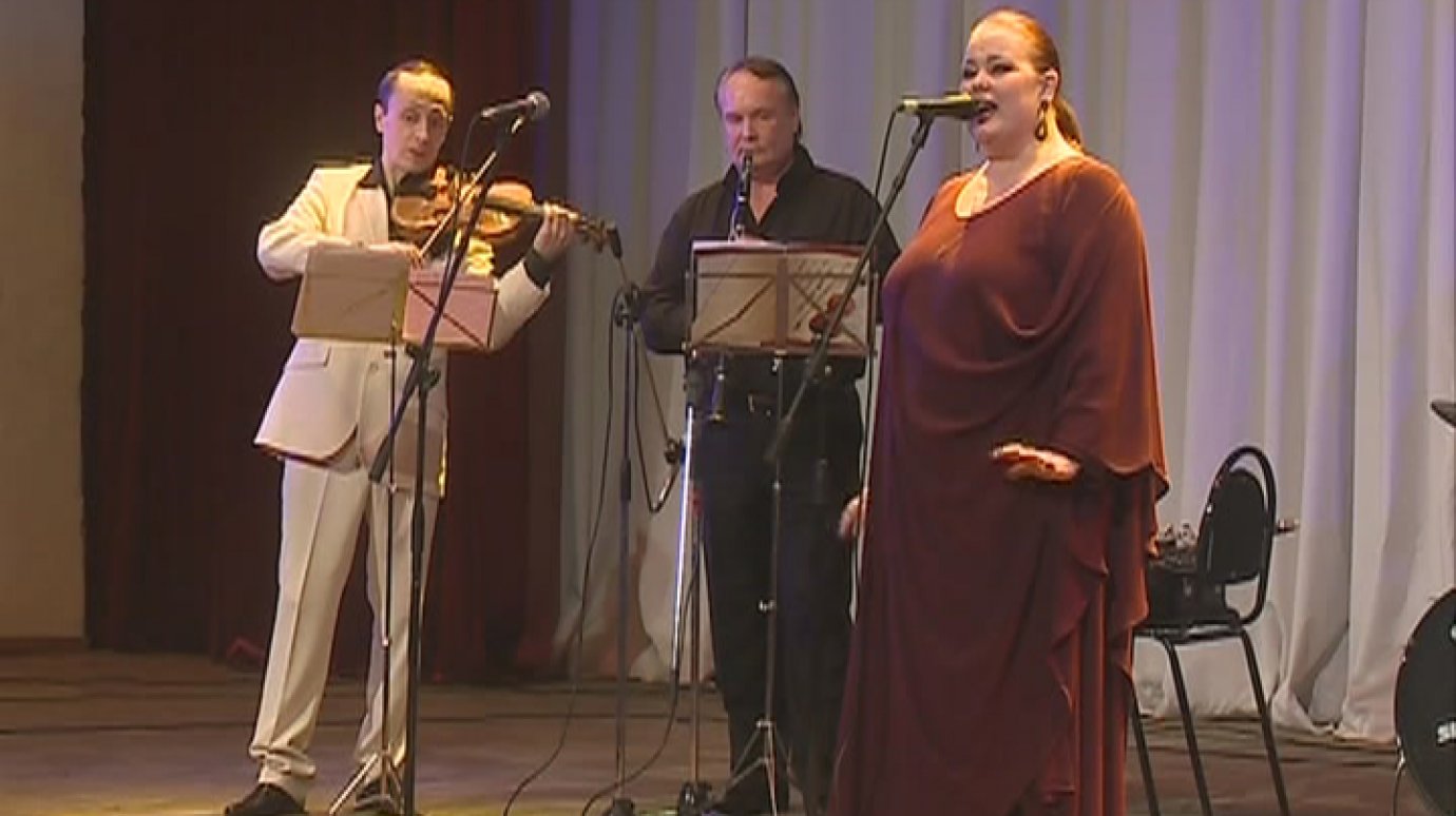Группа «Маркиза и пароходъ» исполнила для пензенцев советские песни