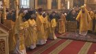 Владыка Серафим совершил первую литургию в сане митрополита