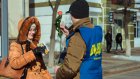 В Пензе активисты ЛДПР поздравили женщин с 8 Марта
