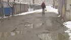 Жители просят ограничить сквозной проезд во дворе на Суворова