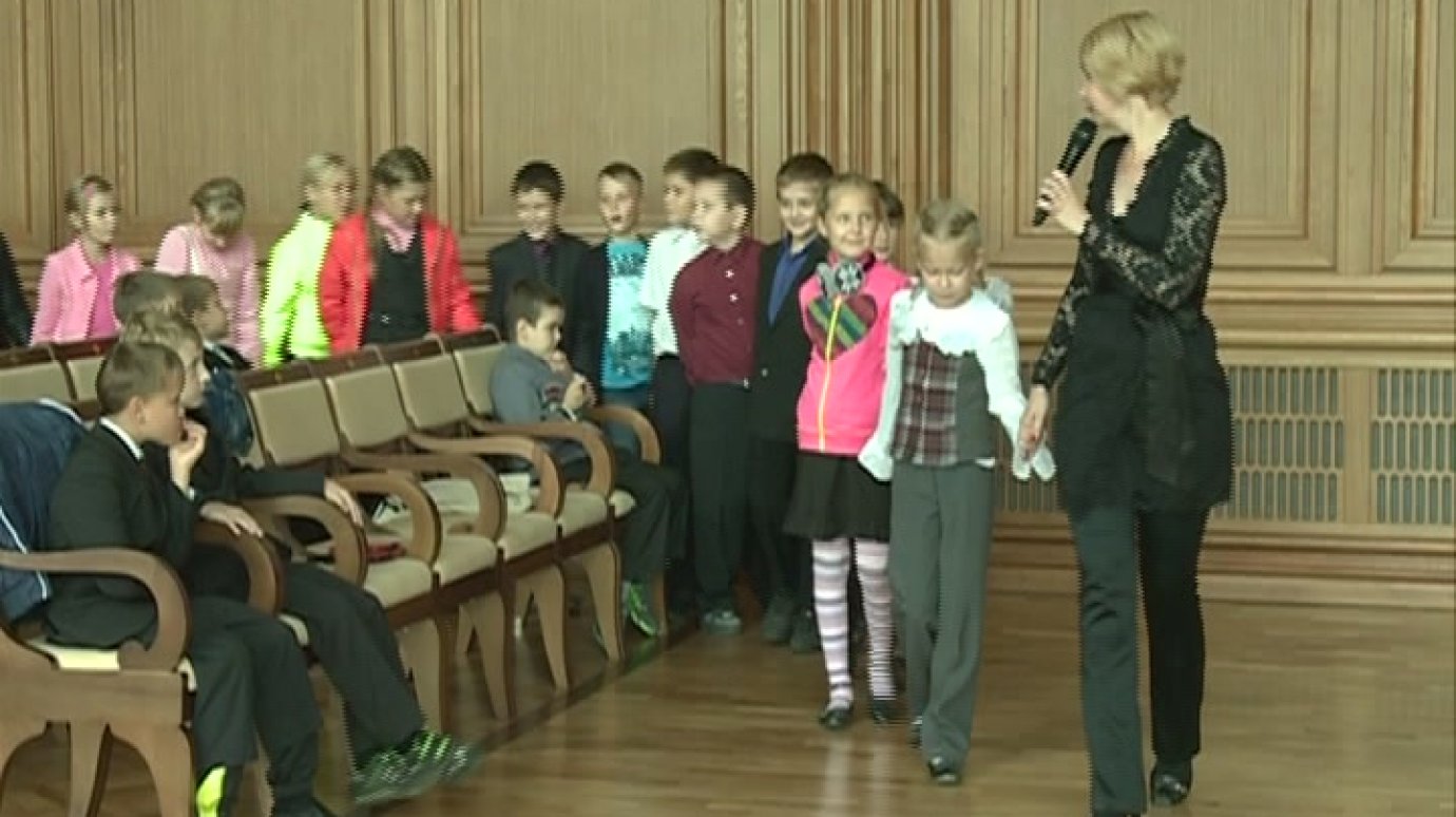 Артисты «Экспромта» выступили для школьников в честь юбилея Лермонтова