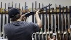 В «черную пятницу» ФБР завалили заявками на покупку оружия