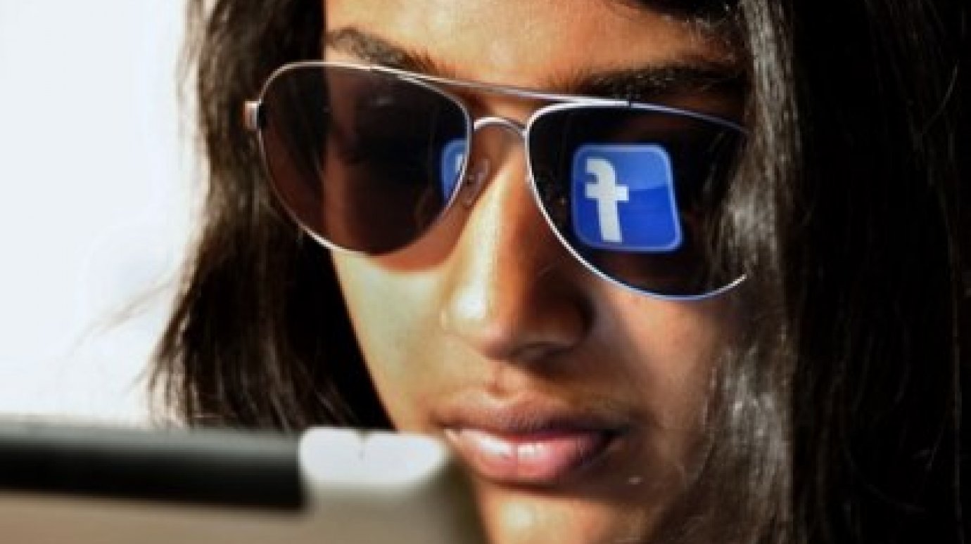 Популярность Facebook среди подростков снова упала в 2014 году