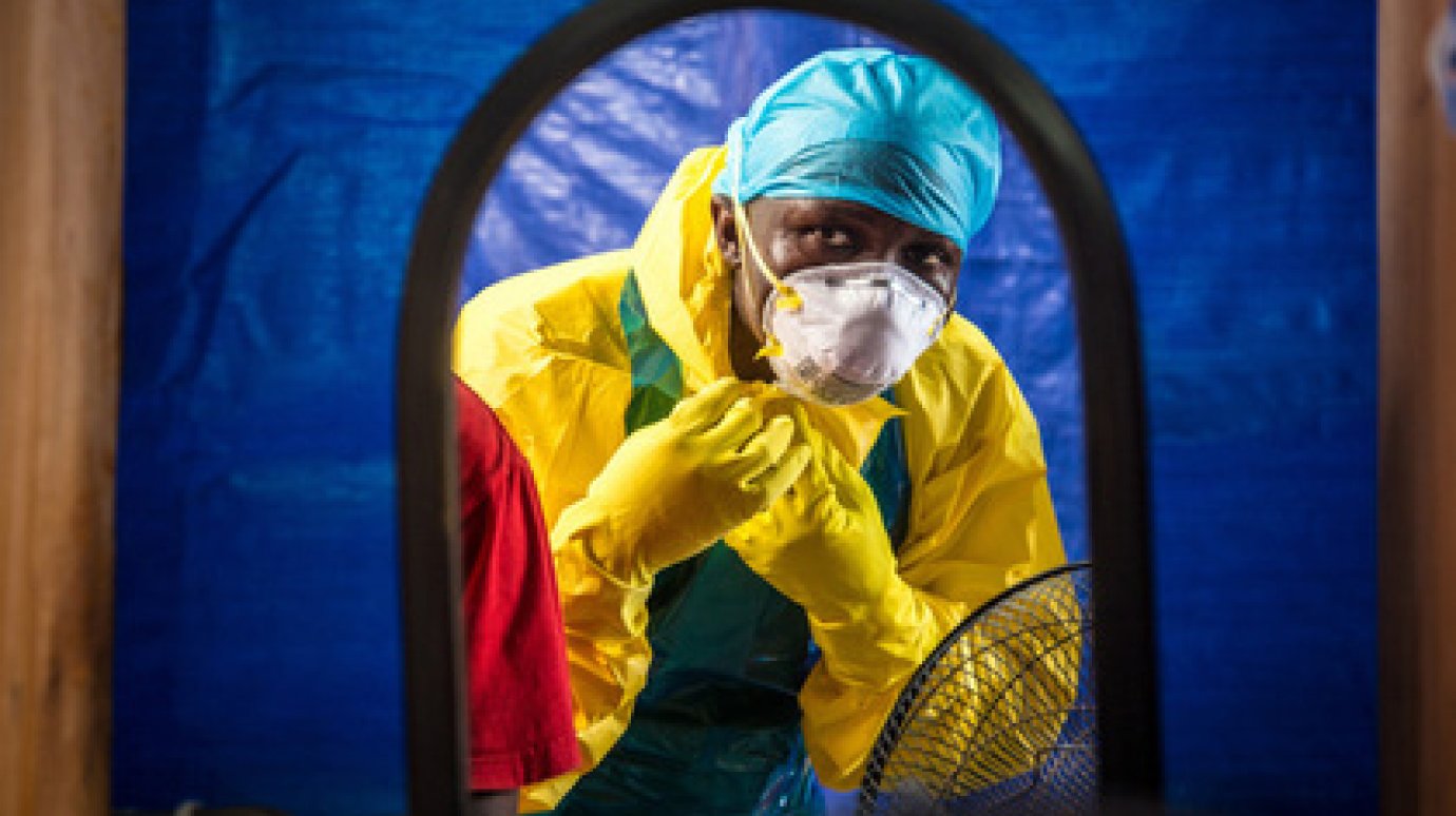 В РФ проверены 40 пациентов с подозрением на вирус Эбола