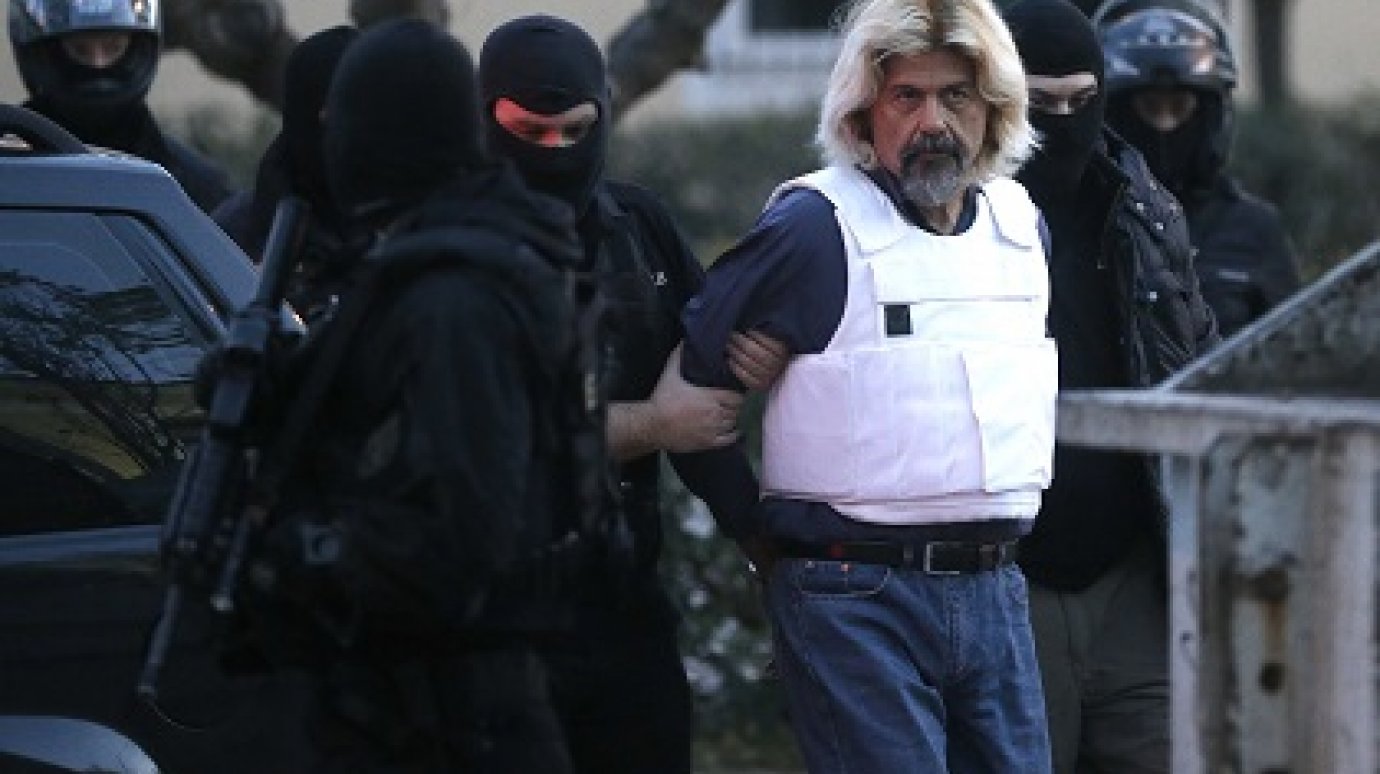 Каскадер Чака Норриса избил в тюрьме греческого террориста