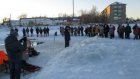 Водолазы дали никольчанам урок по спасению провалившихся под лед