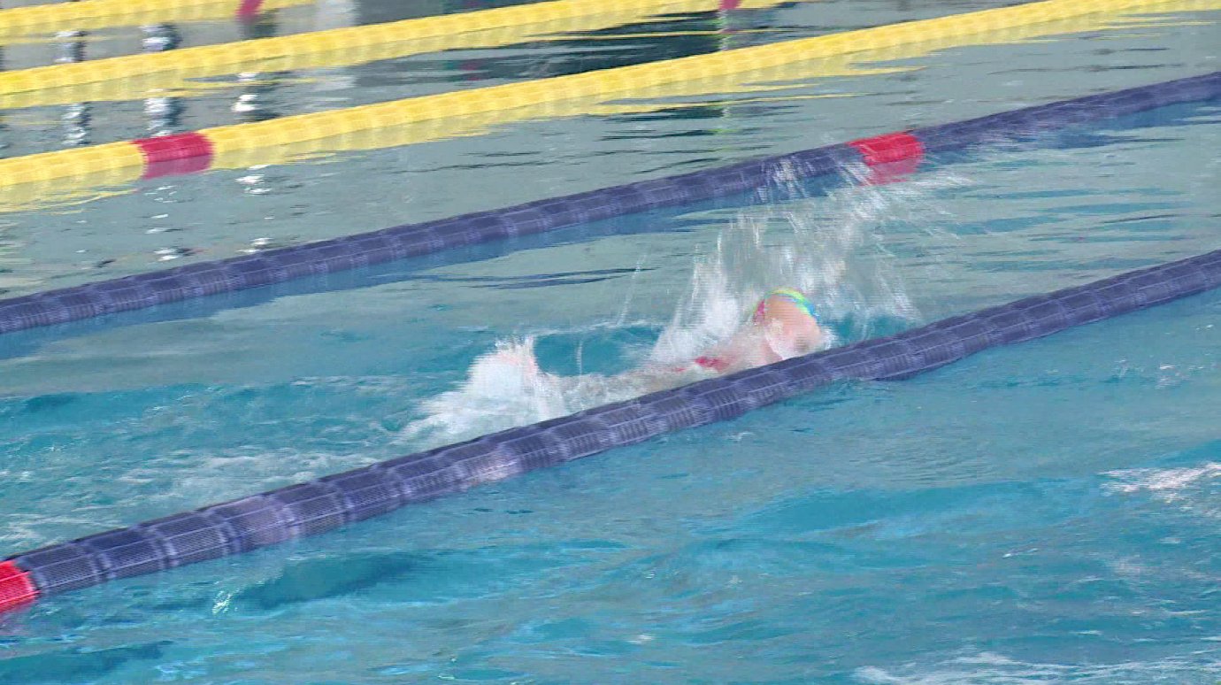В Пензе проходит областное первенство по плаванию среди юных спортсменов