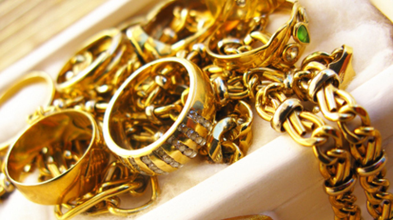 19-летняя пензячка подозревается в краже золотых украшений