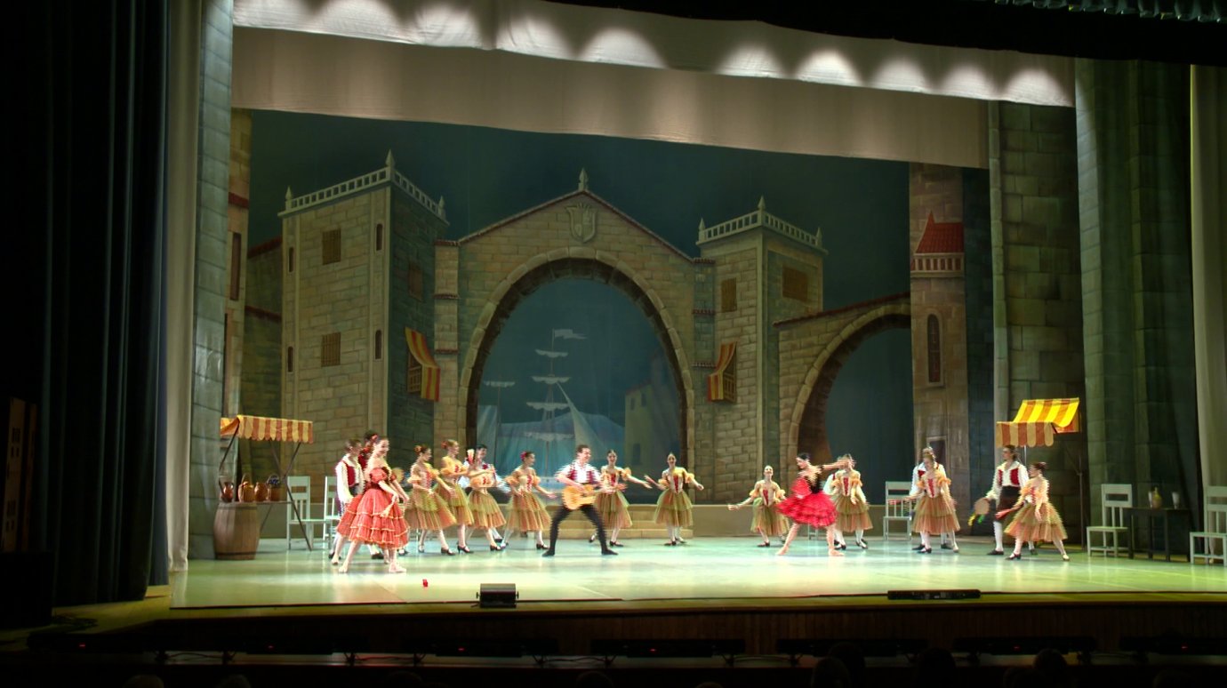 Саранские артисты представили в Пензе балет «Дон Кихот»