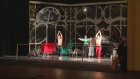 Актеры театра Виктюка показали пензенцам «Служанок»