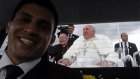Водитель Папы Римского опубликовал селфи с понтификом