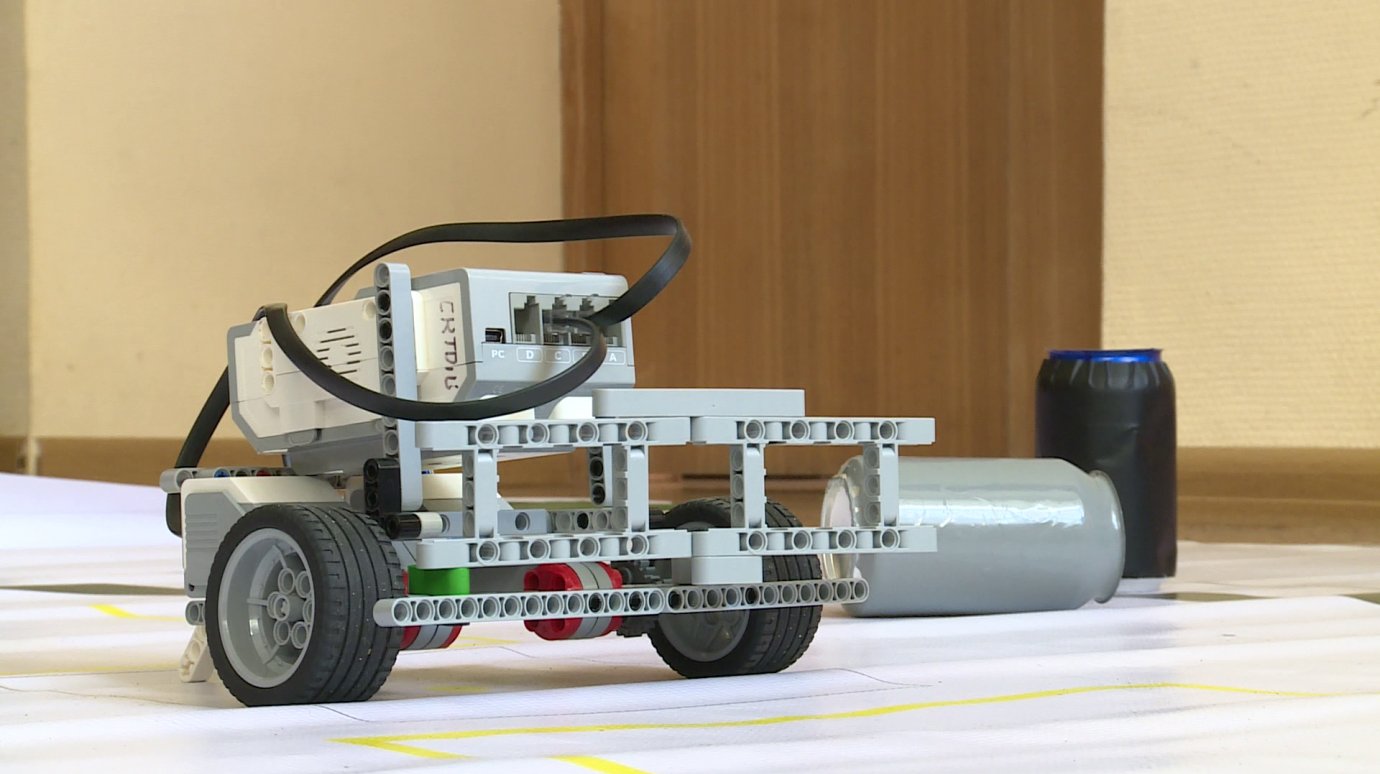 Пензенцы стали первыми на международном турнире по робототехнике