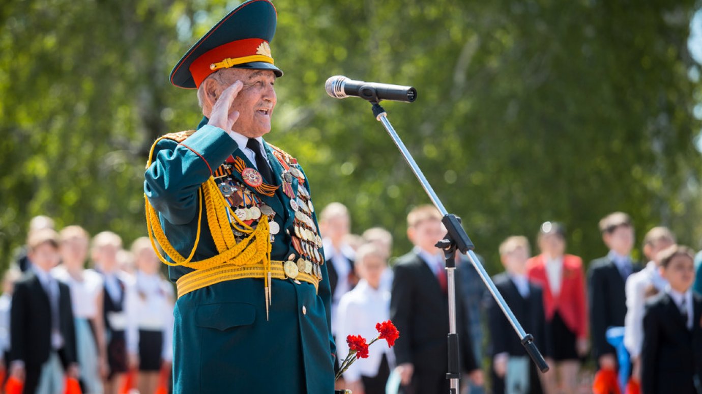Владимир Керханаджев обратился к депутатам от имени пожилых людей