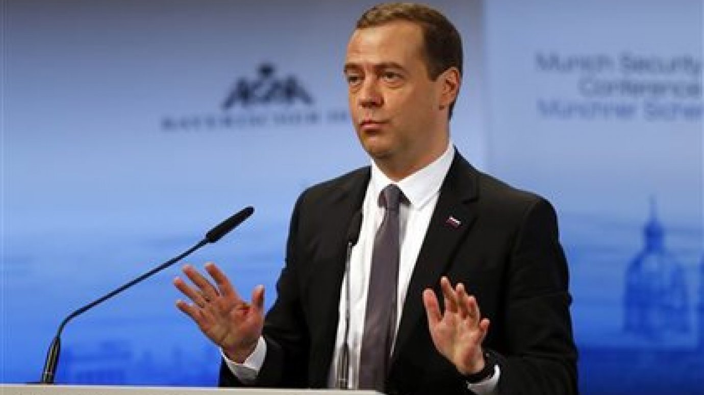 Медведев потребовал не допустить «третьей мировой встряски»