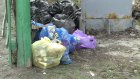 Недалеко от «Глобуса» появилась куча пакетов с мусором