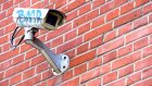 В Пензе двое подростков украли камеру с фасада спортивного центра