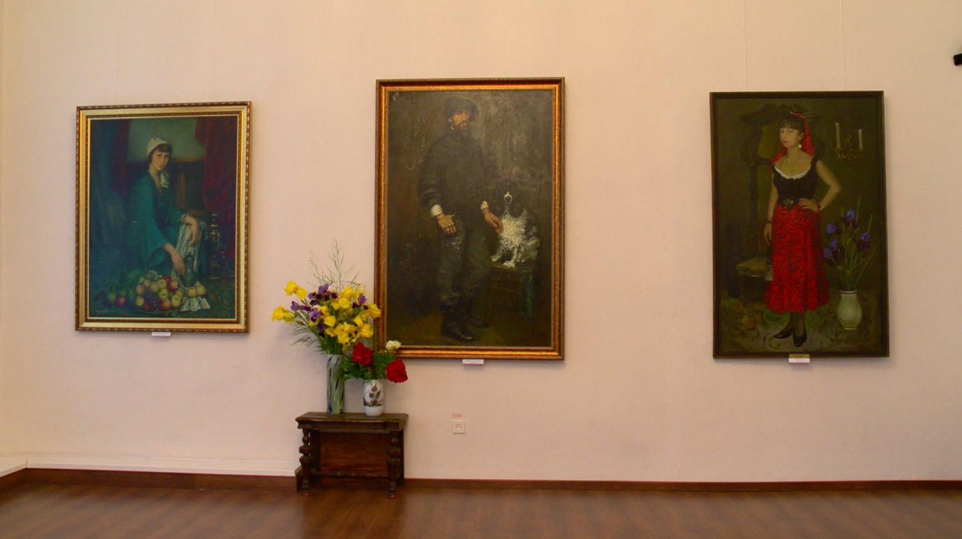В картинной галерее открылась выставка работ Вартана Манучаряна