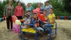 В частном секторе Первомайского района открылась детская площадка