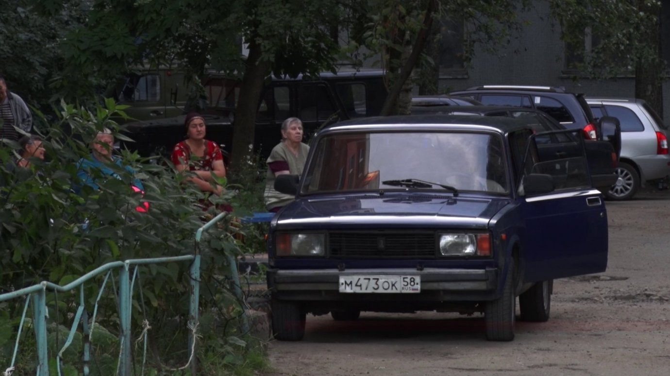 Пензенские полицейские задержали похитителей аккумуляторов