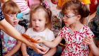 Детсад «Олененок» получил книги для детей с нарушением зрения