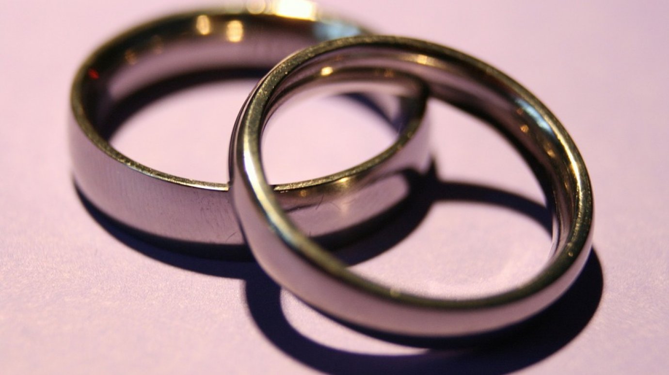 В Пензе сотрудница ювелирного магазина созналась в краже 31 кольца