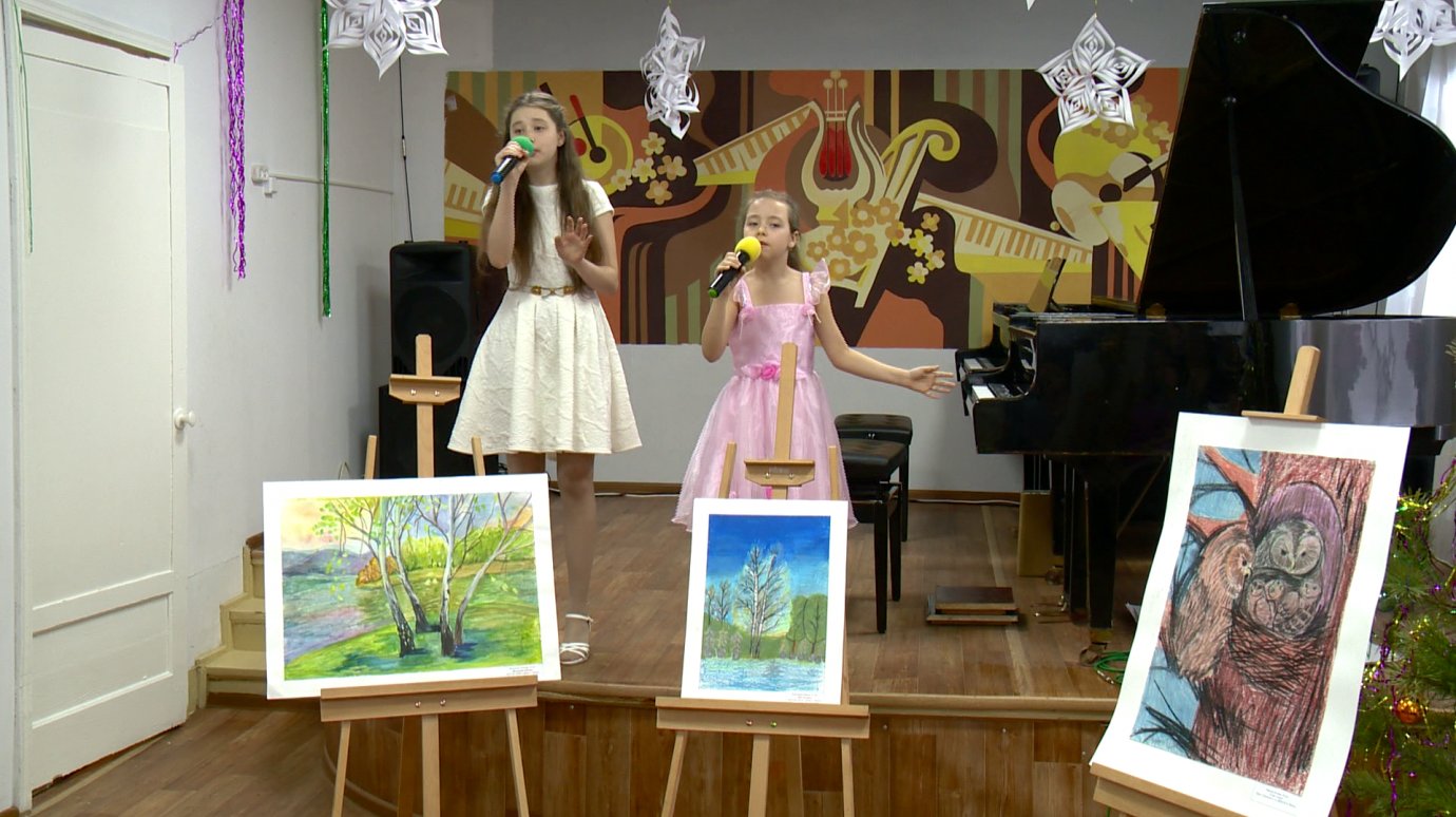 В ДШИ «Лира» прошла творческая встреча юных художников и музыкантов