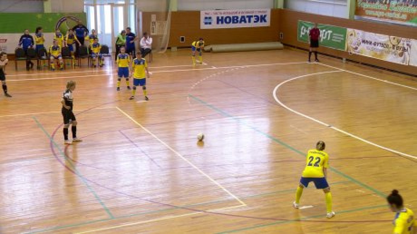 Четыре футболистки «Лагуны-УОР» сыграют против сборной Словакии